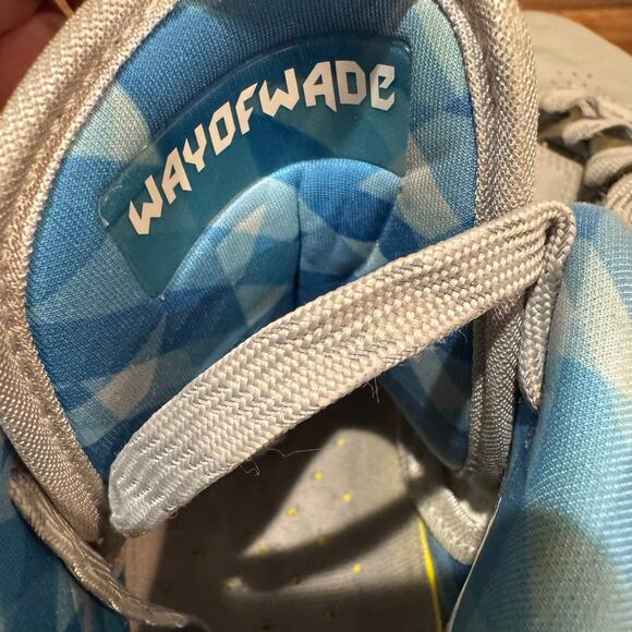 Way of Wade Athletic Shoes - Size 8 - Great Condition! - Picture 8 of 8